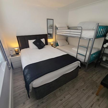 Gatwick Rooms-Travel Service-Airport Parking Ifield Luaran gambar
